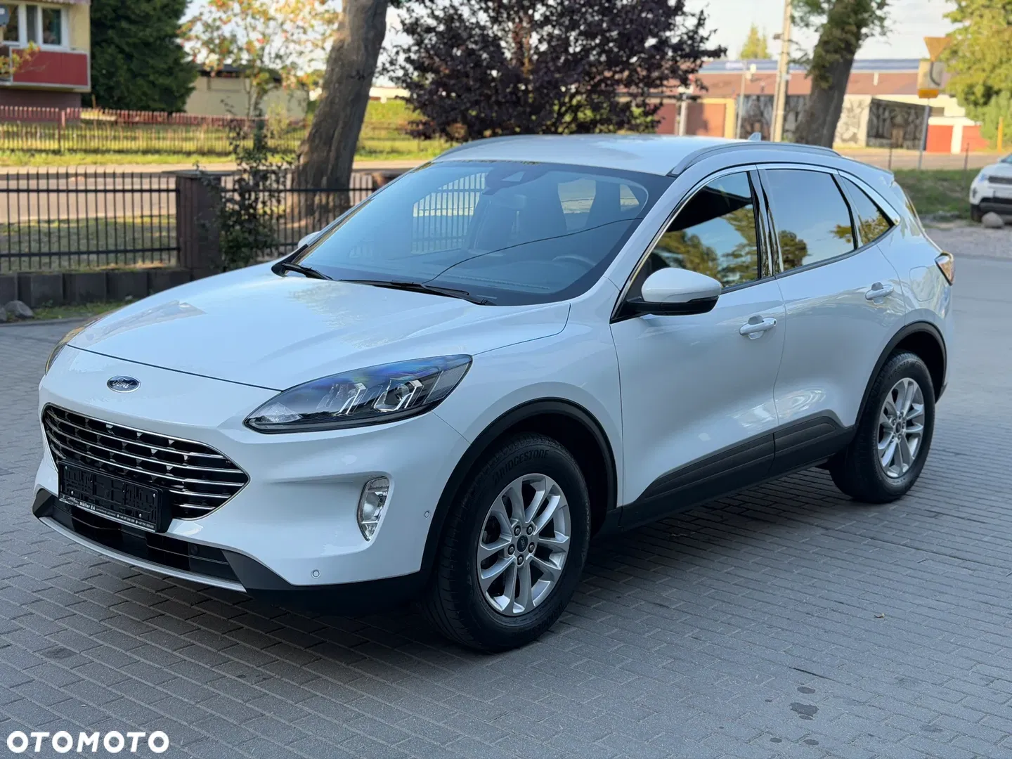 2023 Ford Kuga 2.5 Duratec FHEV TITANIUM X, photograph 2