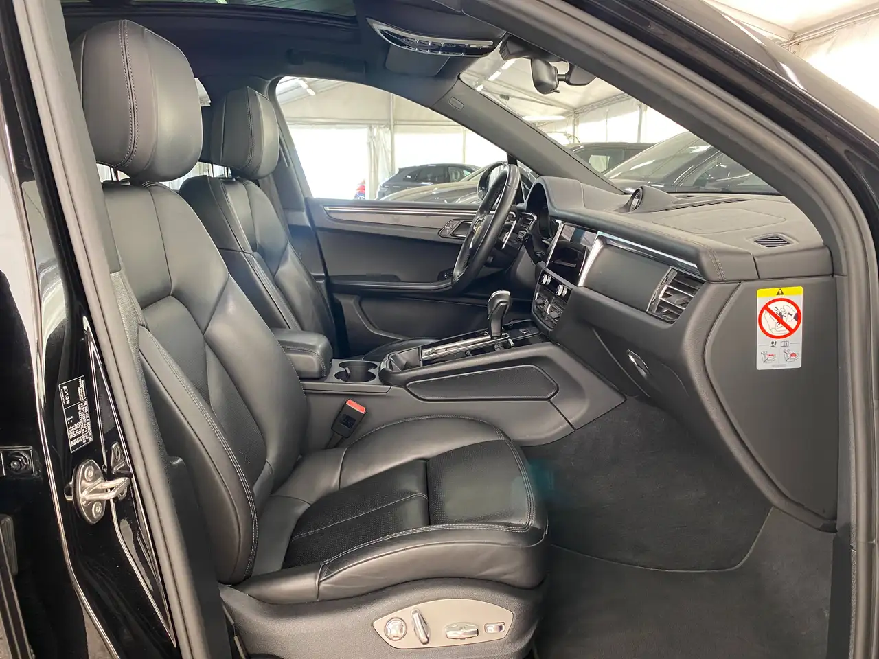 2022 Porsche Macan Macan 2.0 265cv pdk, photograph 8