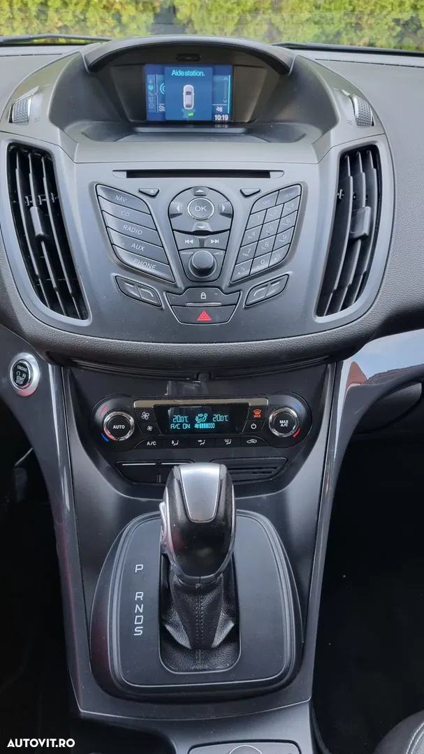2014 Ford Kuga, photograph 10