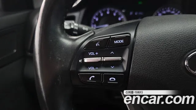 2019 Hyundai AVANTE 1.6, photograph 3