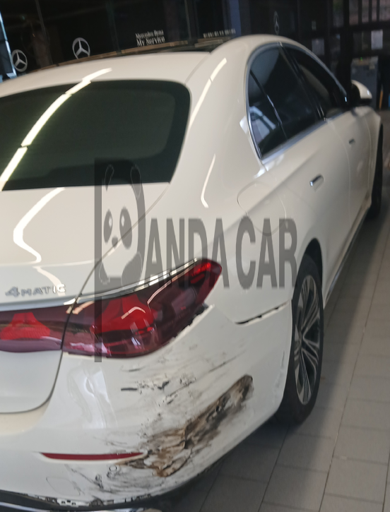 2026 Mercedes-Benz E 350 e 4MATIC, photograph 1