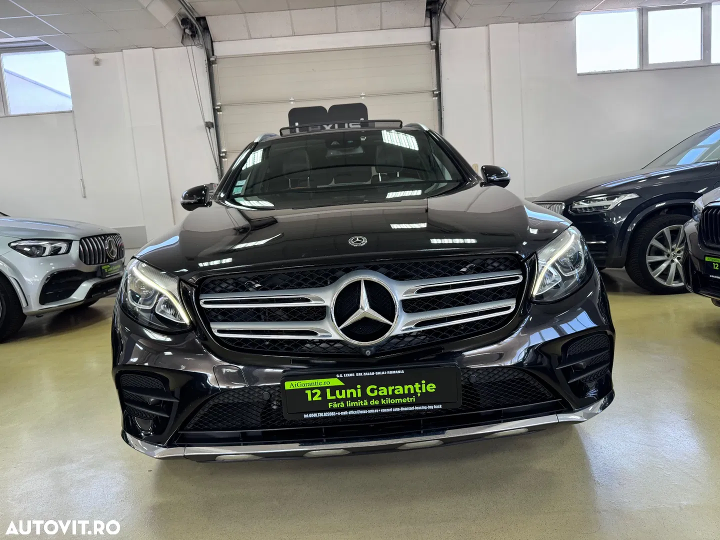 2017 Mercedes-Benz GLC 350 e 4Matic 7G-TRONIC AMG Line, photograph 2
