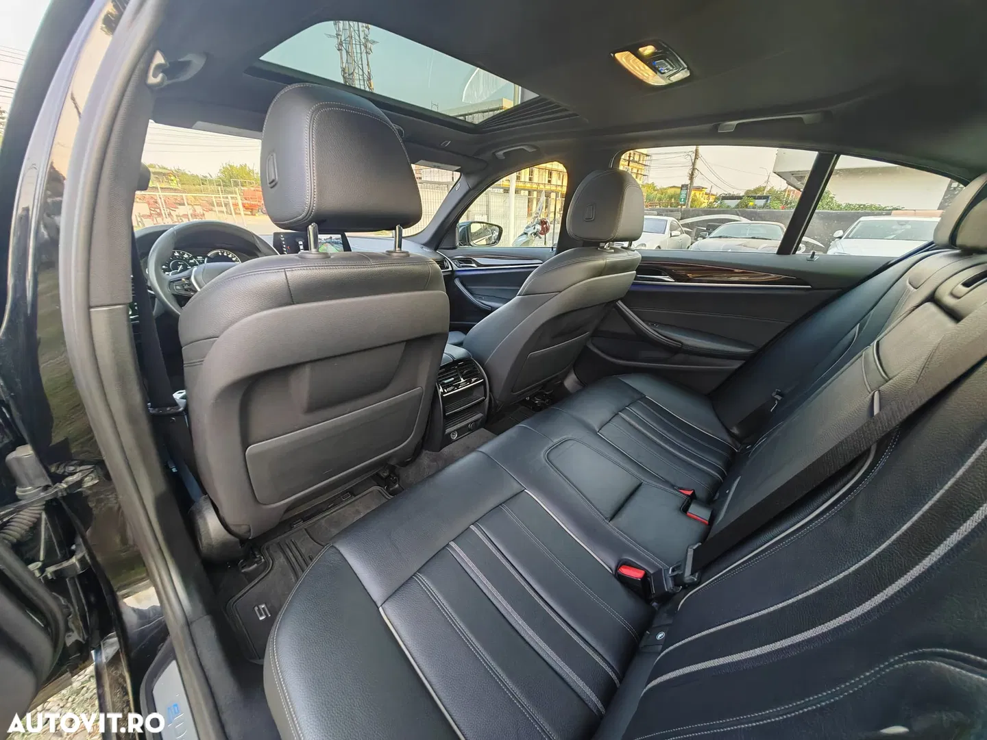 2018 BMW Seria 5, photograph 8