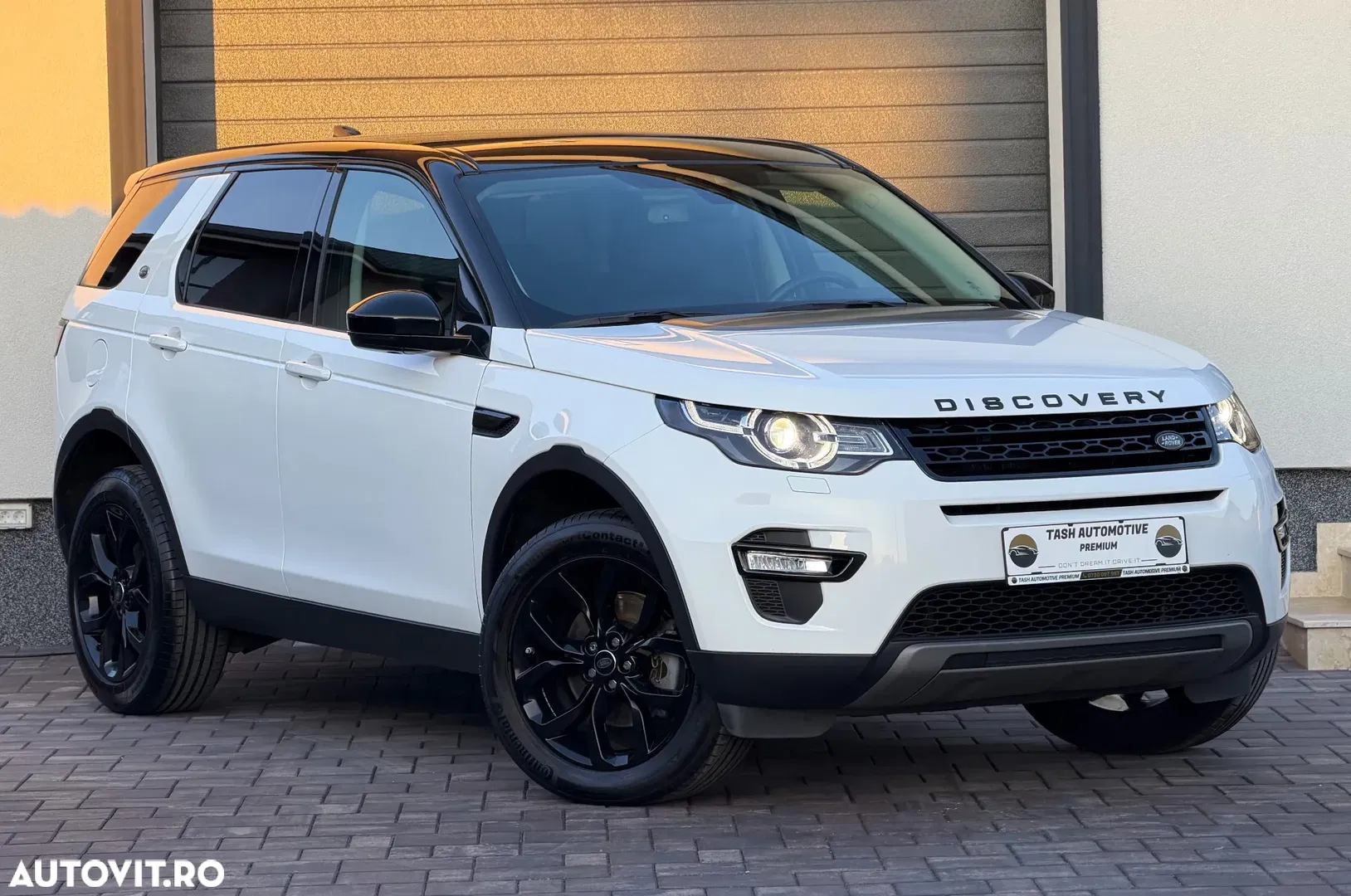 2017 Land Rover Discovery Sport 2.0 l TD4 HSE Aut., photograph 3