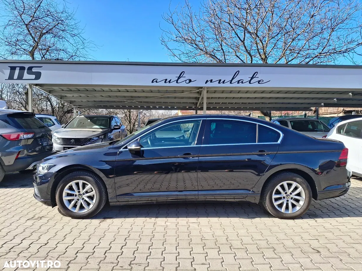 2021 Volkswagen Passat 2.0 TDI DSG Comfortline, photograph 3