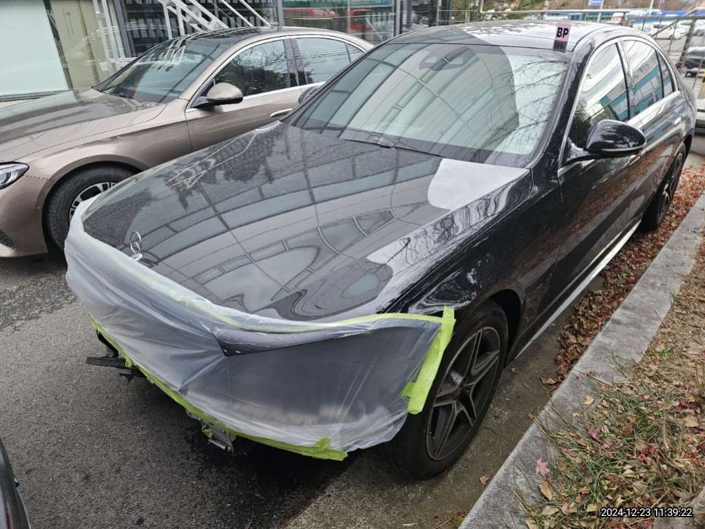 2022 Mercedes-Benz S400 d 4MATIC, photograph 4