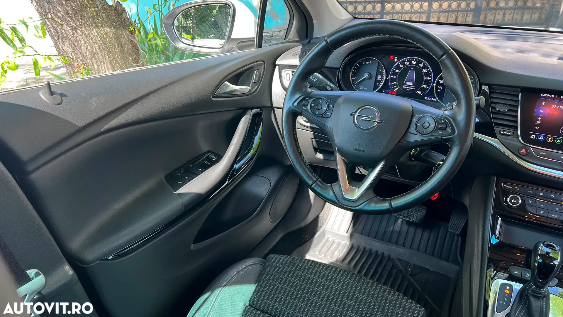 2020 Opel Astra 1.5 D Start/Stop Automatik 2020, photograph 9