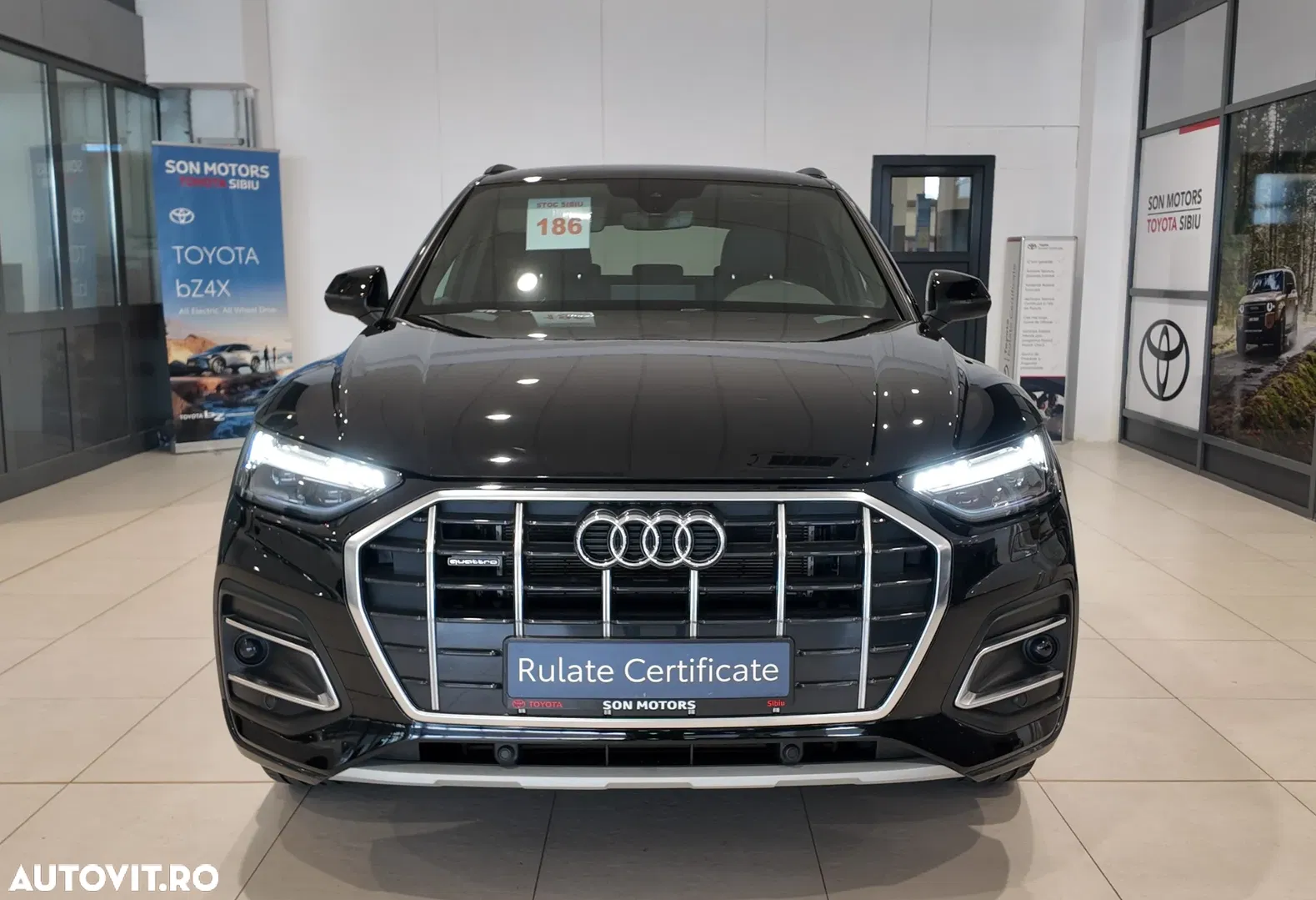 2023 Audi Q5 50 TFSIe quattro S tronic S line, photograph 2