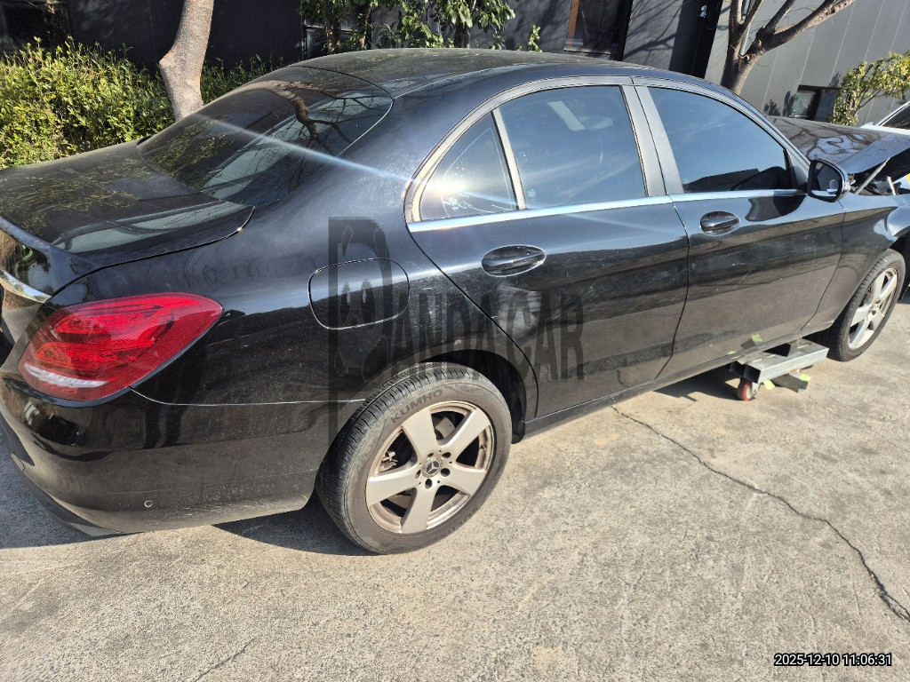 2018 Mercedes-Benz C200 d, photograph 3