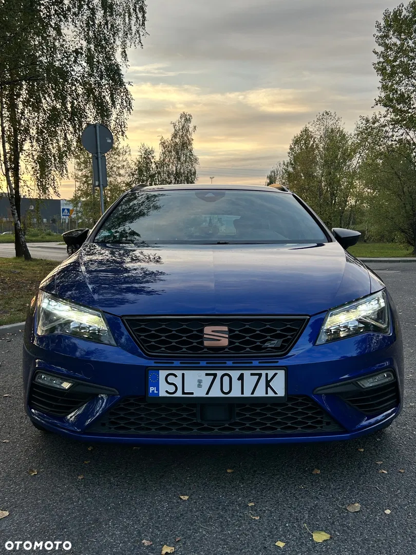 Seat Leon 2.0 TSI Start&Stop DSG Cupra 300 — photo 1 of 12