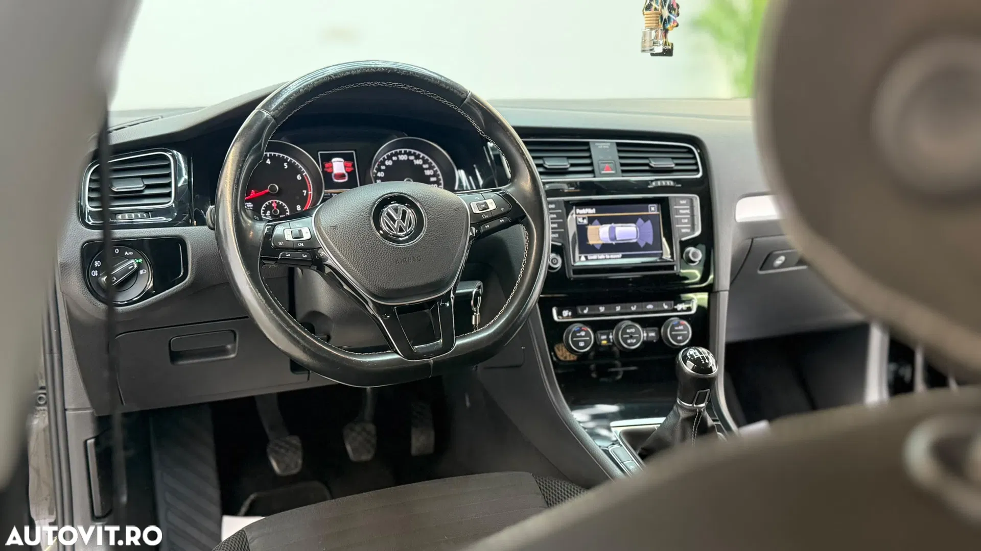 2014 Volkswagen Golf, photograph 5