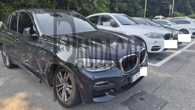 2021 BMW X3 xDrive20i, photograph 3