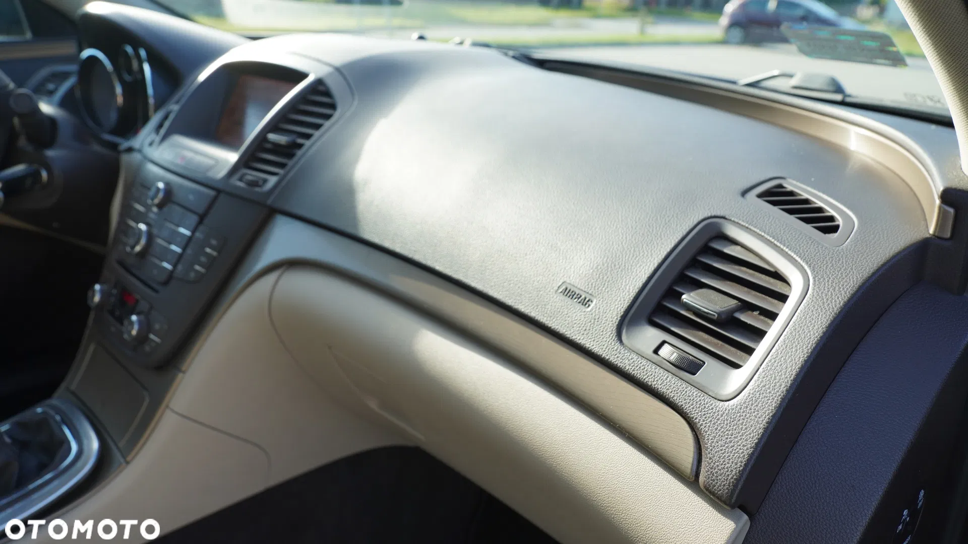 2010 Opel Insignia 1.8, photograph 11