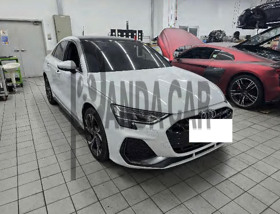 2025 Audi A3 40 TFSI, photograph 3