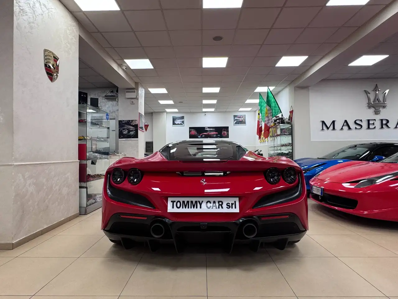 2022 Ferrari F8 Tributo F8 Tributo Coupe Permute auto moto barche gommoni e Rolex., photograph 5