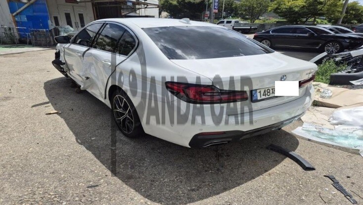 2022 BMW 530i, photograph 4