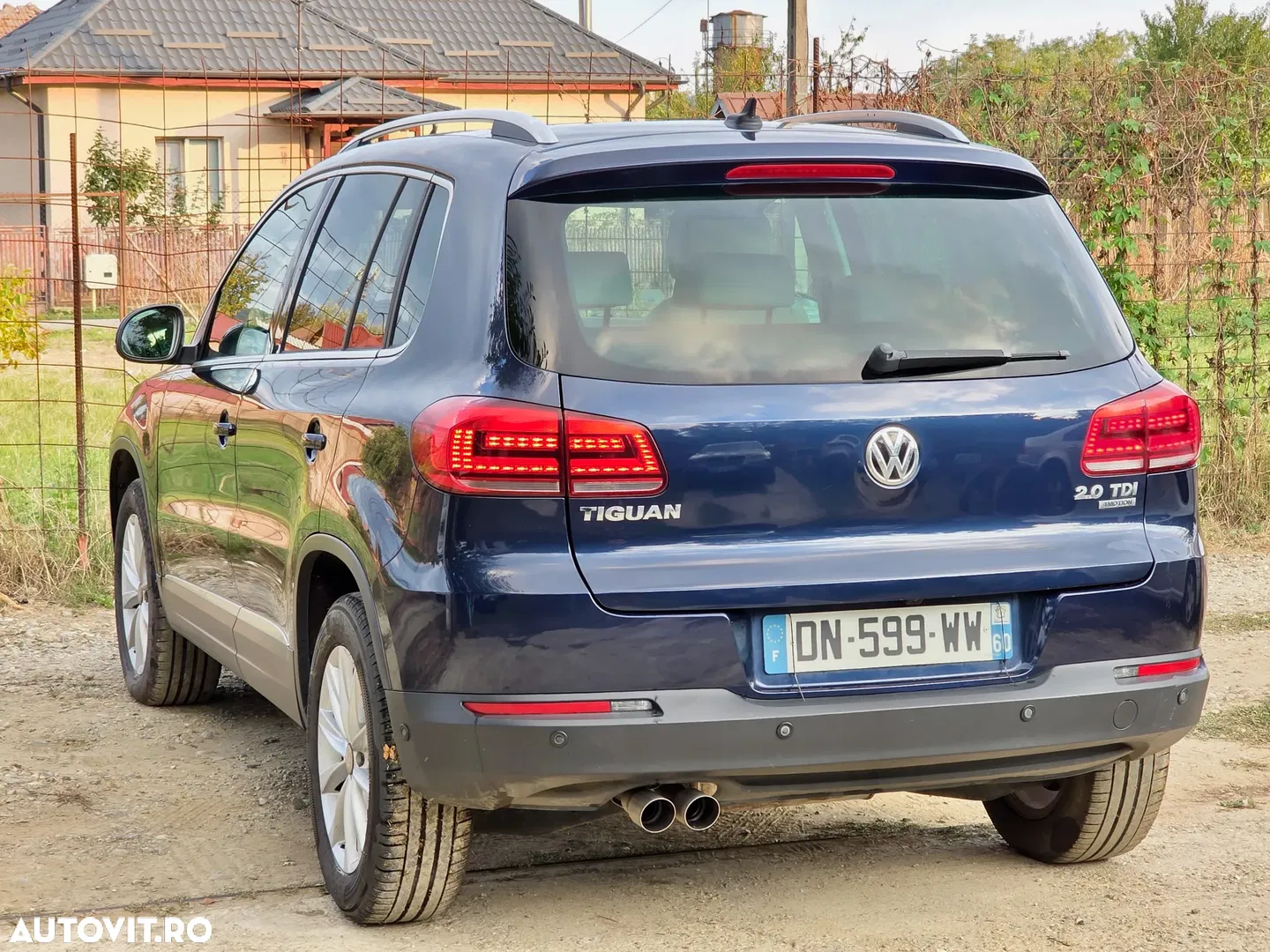 2015 Volkswagen Tiguan 2.0 TDI DPF 4Motion DSG Exclusive, photograph 4