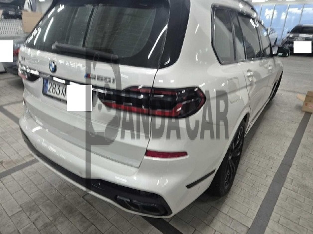2024 BMW X7 M60i xDrive, photograph 2