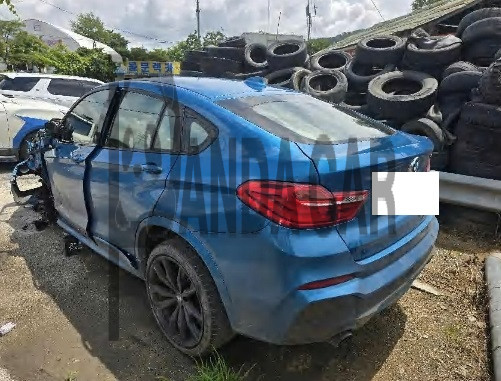 2017 BMW X4 M40i, photograph 4