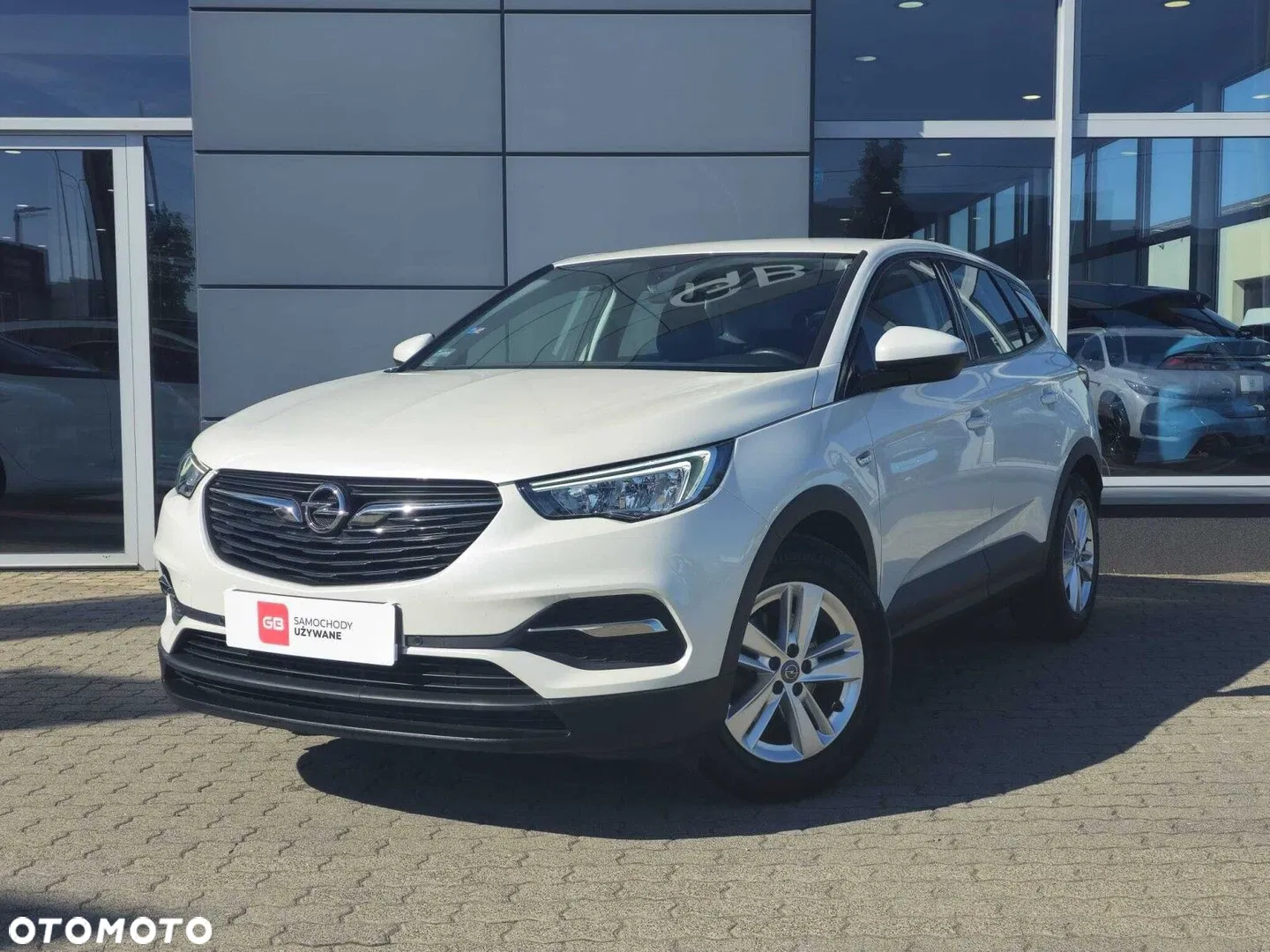 2020 Opel Grandland X 1.2 T GPF Edition S&S, photograph 3
