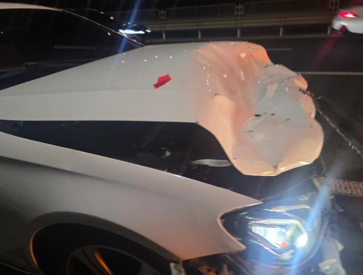 2019 Mercedes-Benz E300, photograph 5