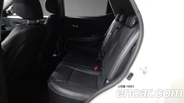 2018 KG_Mobility_Ssangyong TIBOLI Diesel GearⅡ 4WD, photograph 1