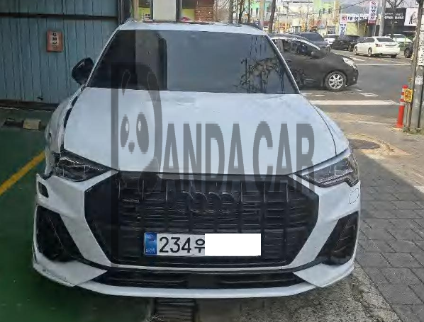 2025 Audi Q3 40 TFSI quattro, photograph 5