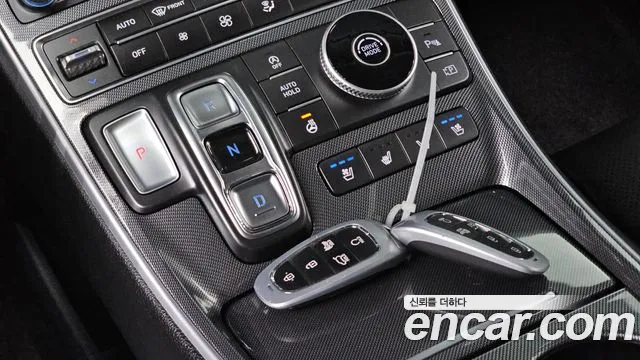 2022 Hyundai Santafe Diesel 2.2 2WD, photograph 4