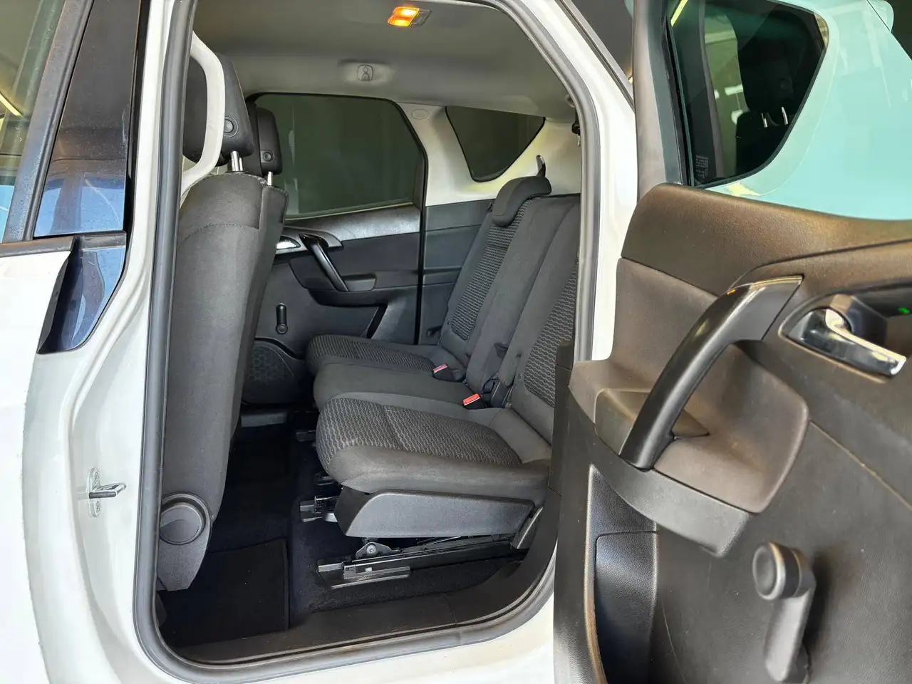 2016 Opel Meriva 1.4 Turbo 120CV GPL Tech Advance, photograph 10