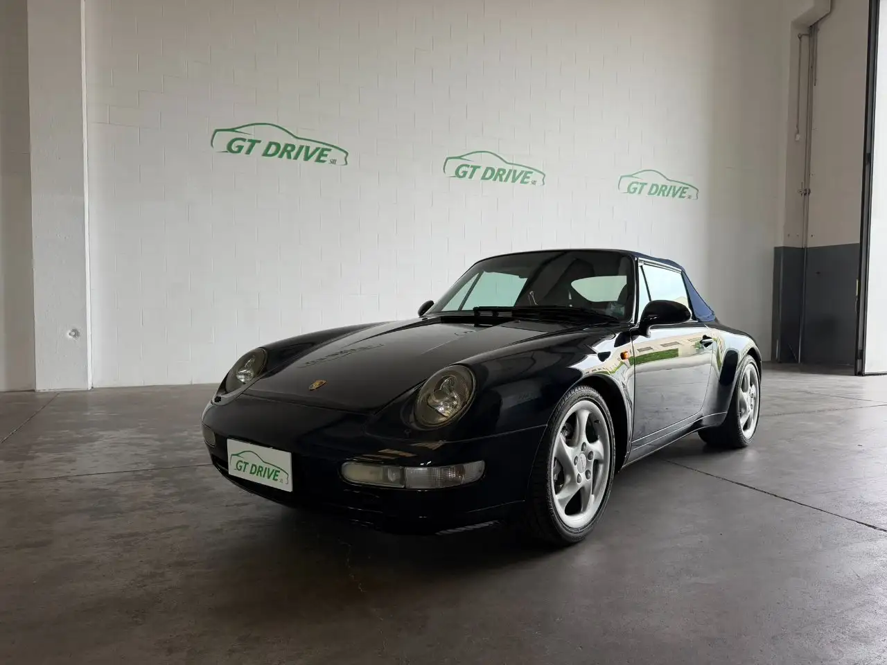 1995 Porsche 993 911 III Carrera 993 911 Cabrio 3.6 Carrera 4 *MERAVIGLIOSA*, photograph 1