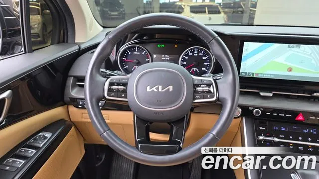 2023 Kia Canival Diesel 11-Seater Prestige, photograph 9