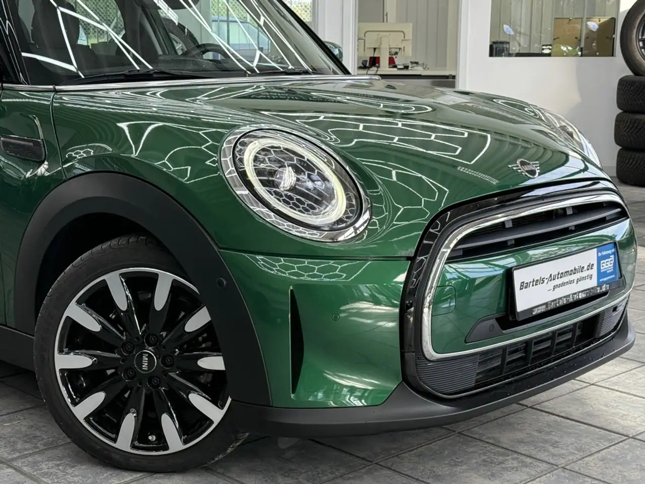 2022 MINI One 1.5 Classic Trim, LED, Leder, Navi, Kamera, photograph 2