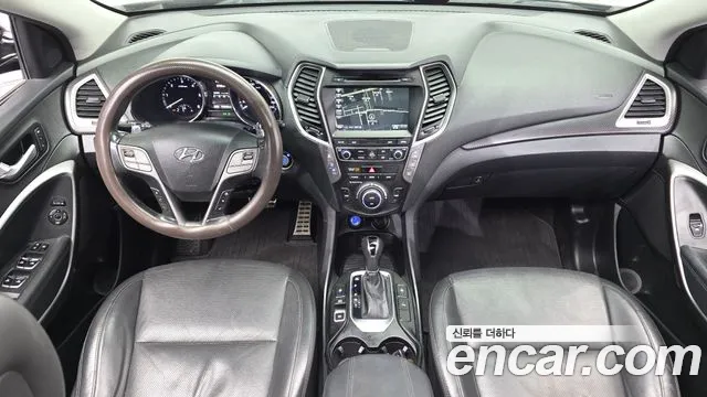 2016 Hyundai Santafe Diesel 2.0 2WD, photograph 12