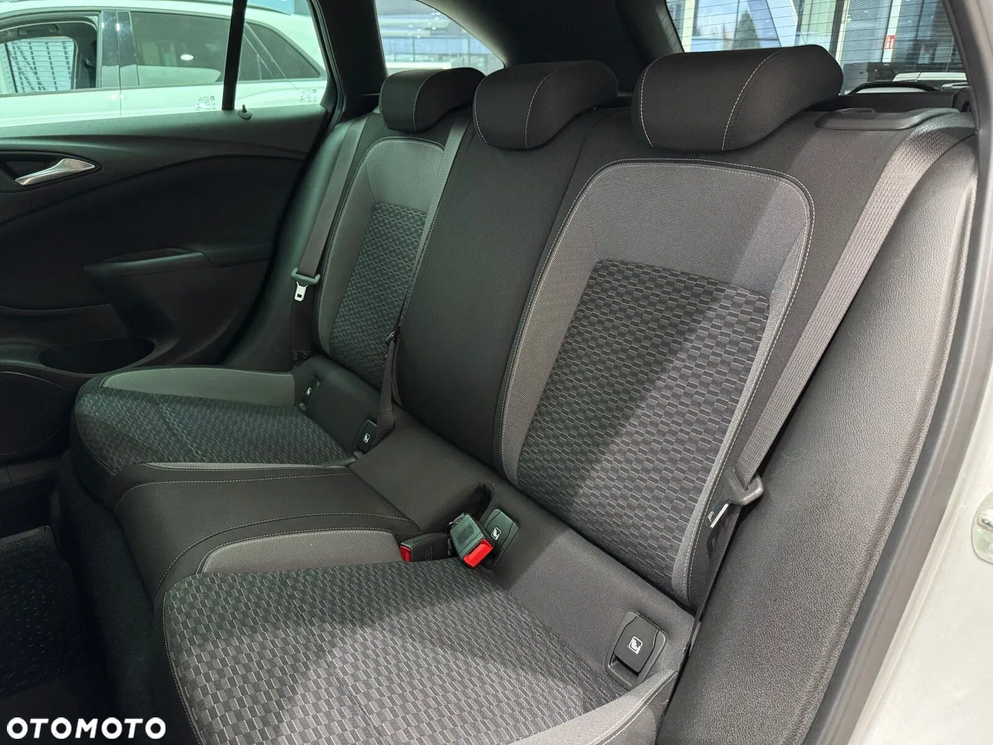 2021 Opel Astra, photograph 12