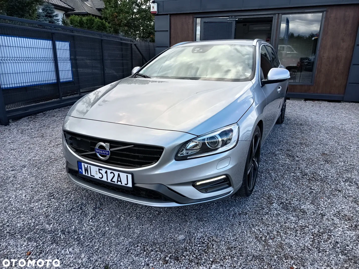 2016 Volvo V60 D4 Geartronic RDesign, photograph 1