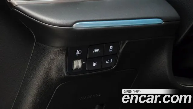 2020 Hyundai Grandeur 2.5, photograph 2