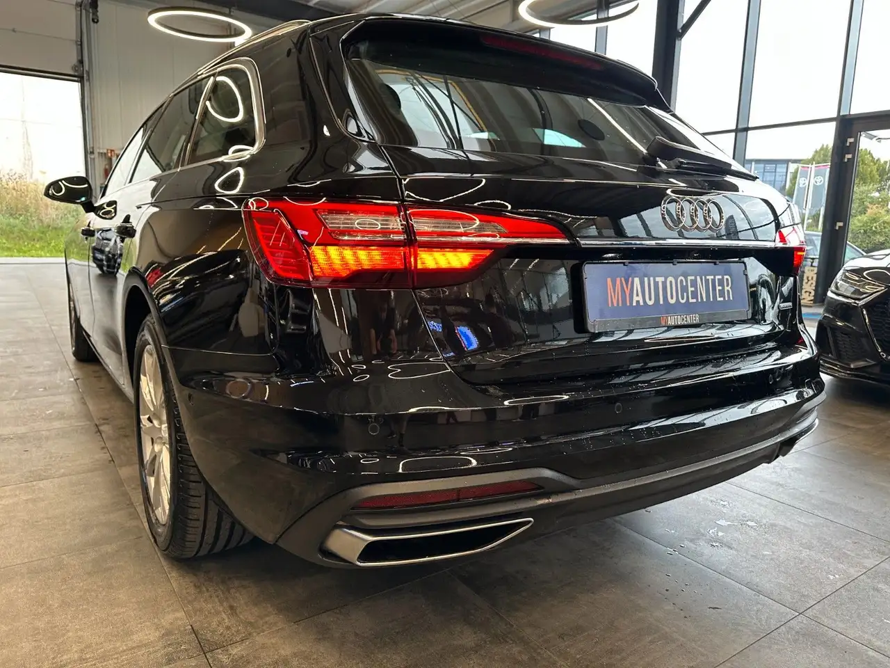 2023 Audi A4 *360°AHK*ACC*NAV*3-ZONEN*CARPLAY*TOTWINKEL*, photograph 5
