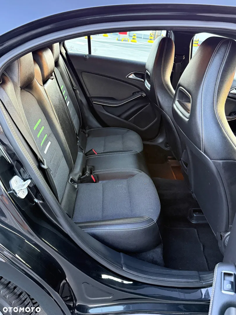 2017 Mercedes-Benz Klasa A, photograph 12