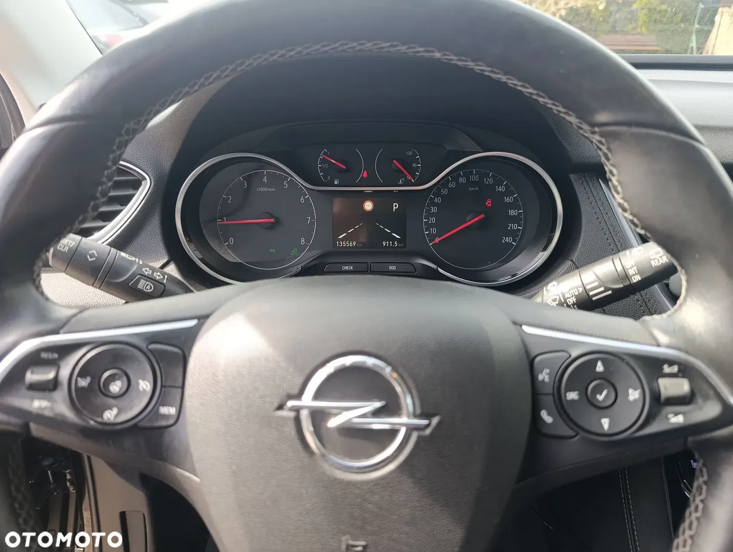 2018 Opel Grandland X 1.2 T Ultimate S&S, photograph 4