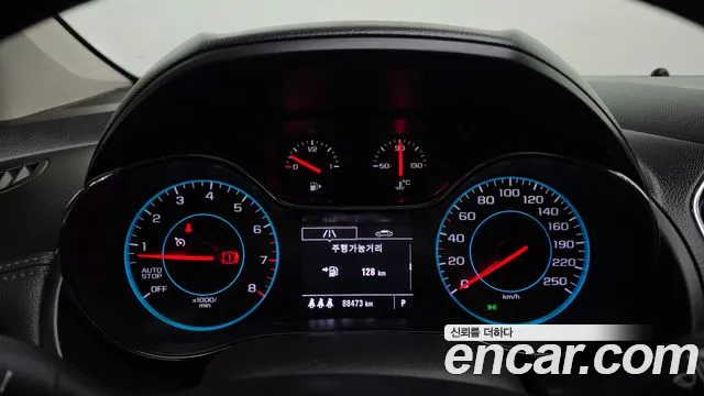 ChevroletGMDaewoo Cruze 1.4 Turbo LT — photo 1 of 20