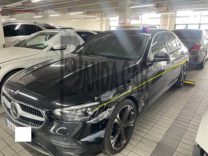 2023 Mercedes-Benz C300 4MATIC, photograph 4