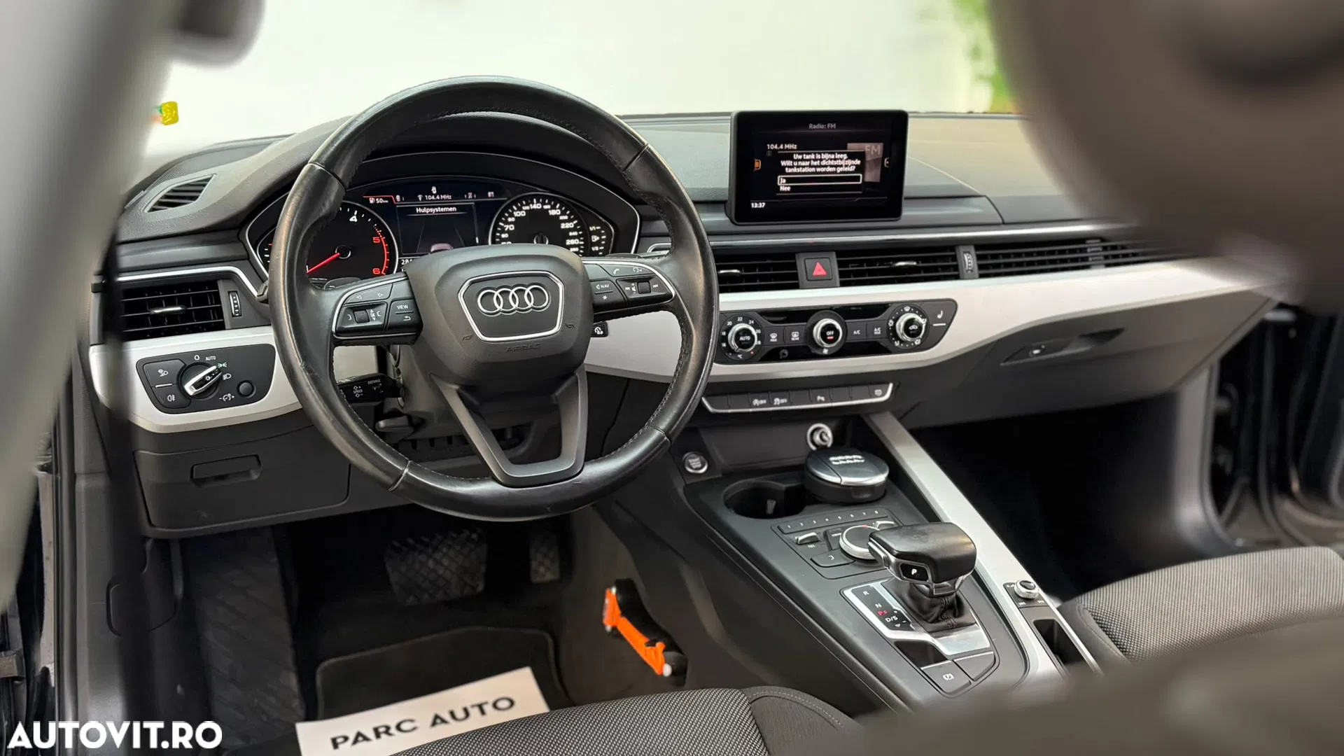 2016 Audi A4 Limuzina, photograph 5