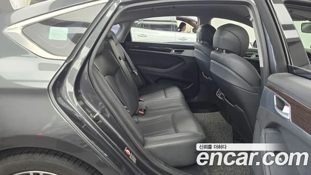 2016 Genesis G80 3.3 GDI AWD, photograph 9