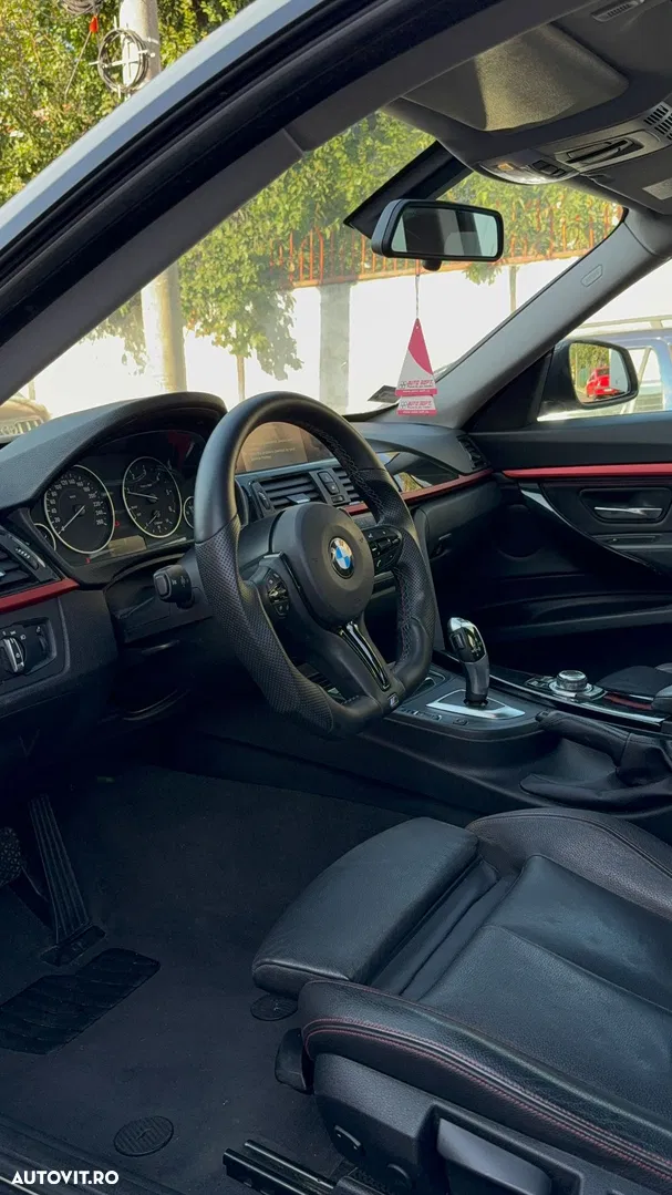 2015 BMW Seria 3 320d xDrive Aut. Luxury Line, photograph 3