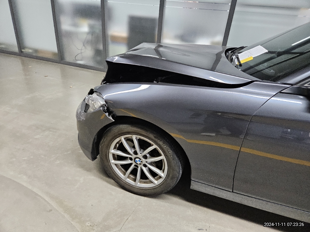 2018 BMW 118d, photograph 4