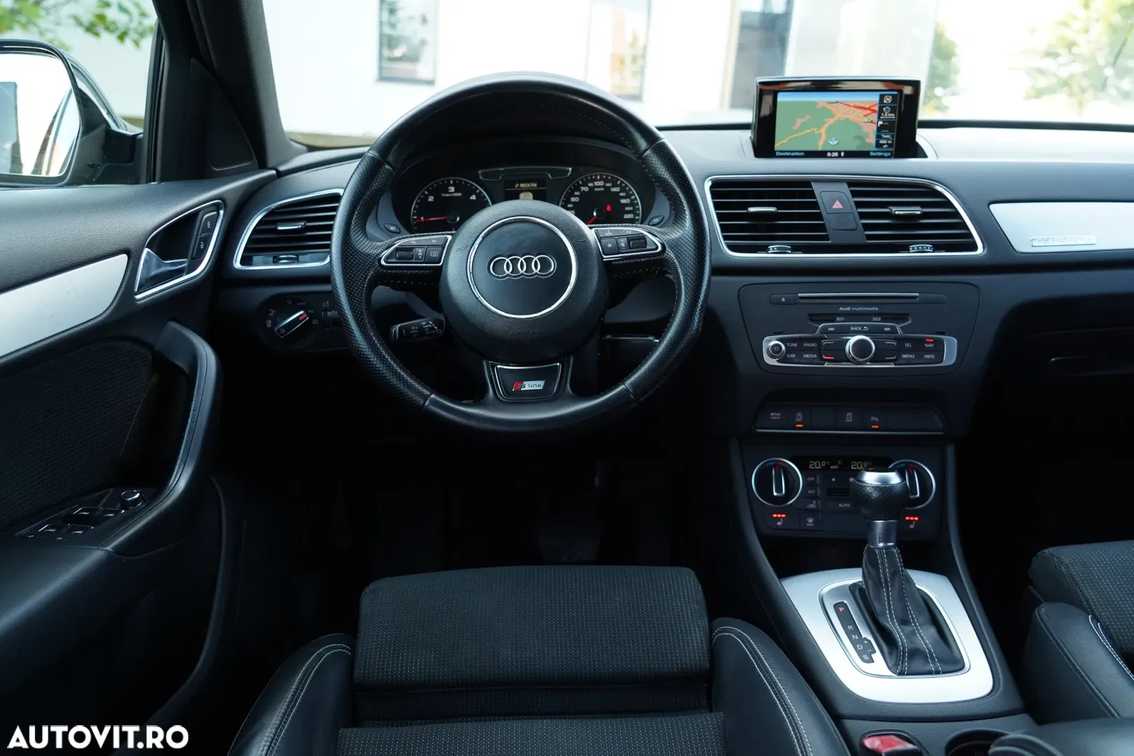 2015 Audi Q3 2.0 TDI Quattro Stronic Sport, photograph 10