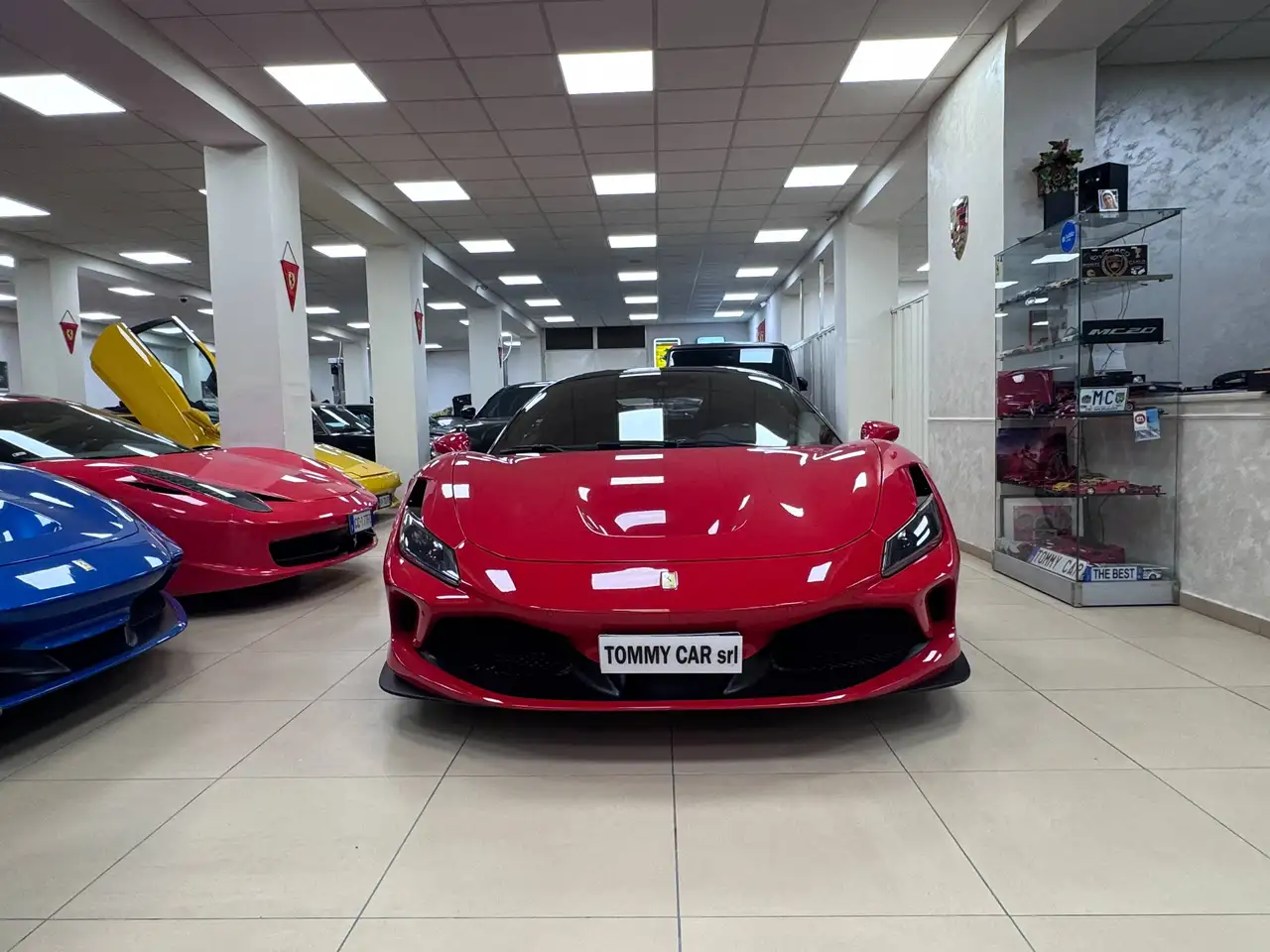 2022 Ferrari F8 Tributo F8 Tributo Coupe Permute auto moto barche gommoni e Rolex., photograph 2