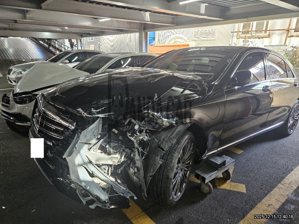 2019 Mercedes-Benz S560 4Matic L, photograph 5