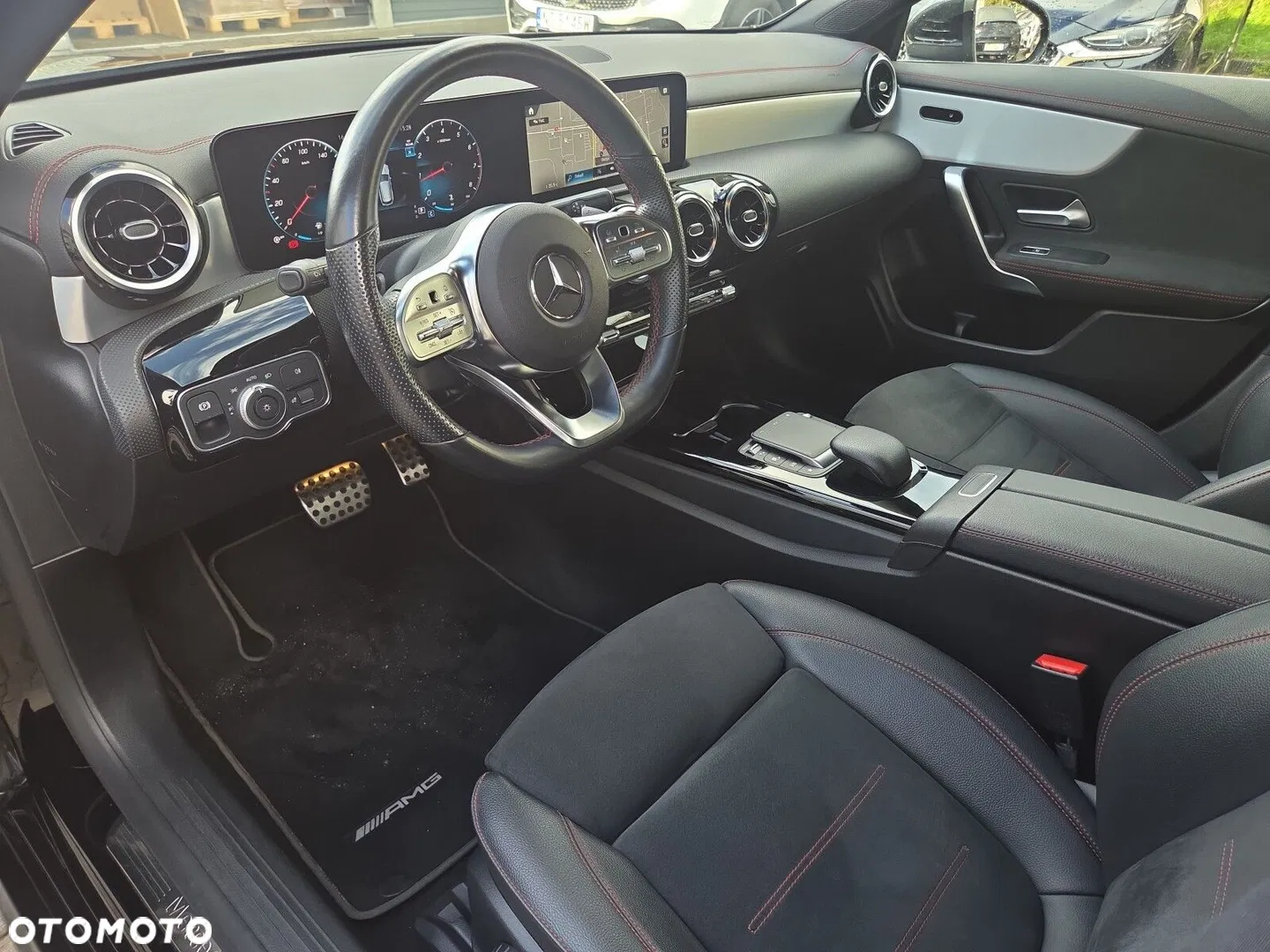 2022 Mercedes-Benz CLA, photograph 9