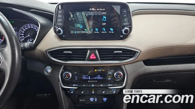 2019 Hyundai Santafe Diesel 2.0 2WD, photograph 11